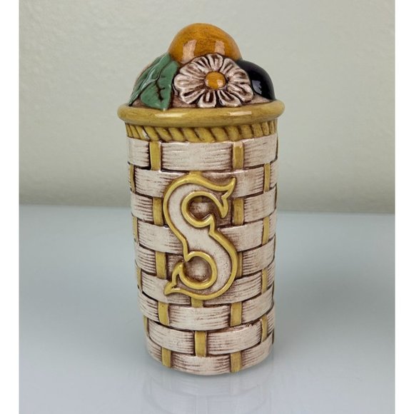 Vintage Tall Basket Weave Ceramic Salt & Pepper Shakers Floral Fruit Retro Home - Picture 3 of 13